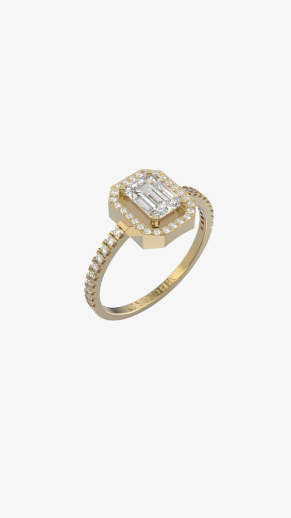 A close-up image of the delleca diamond ring showcasing its sparkling diamond center stone.